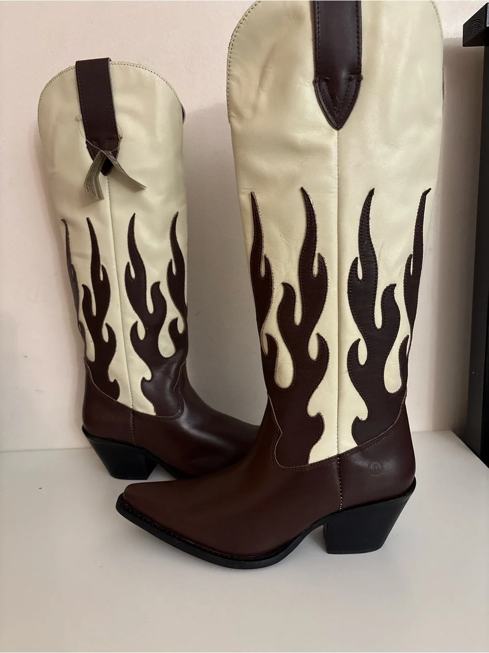 New Dingo Brown and Cream Western Knee-High Cowboy Boots 6 M